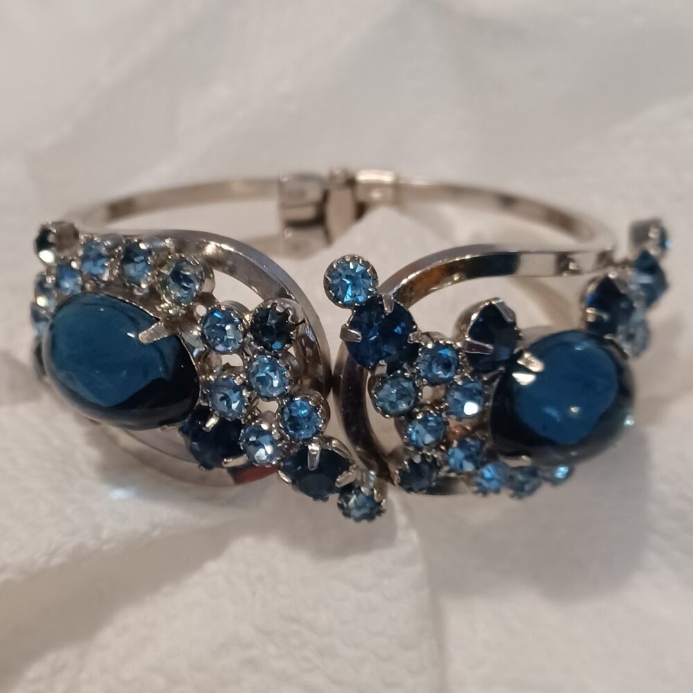 Vintage Blue Rhinestone Aurora Borealis Swirl Bracelet